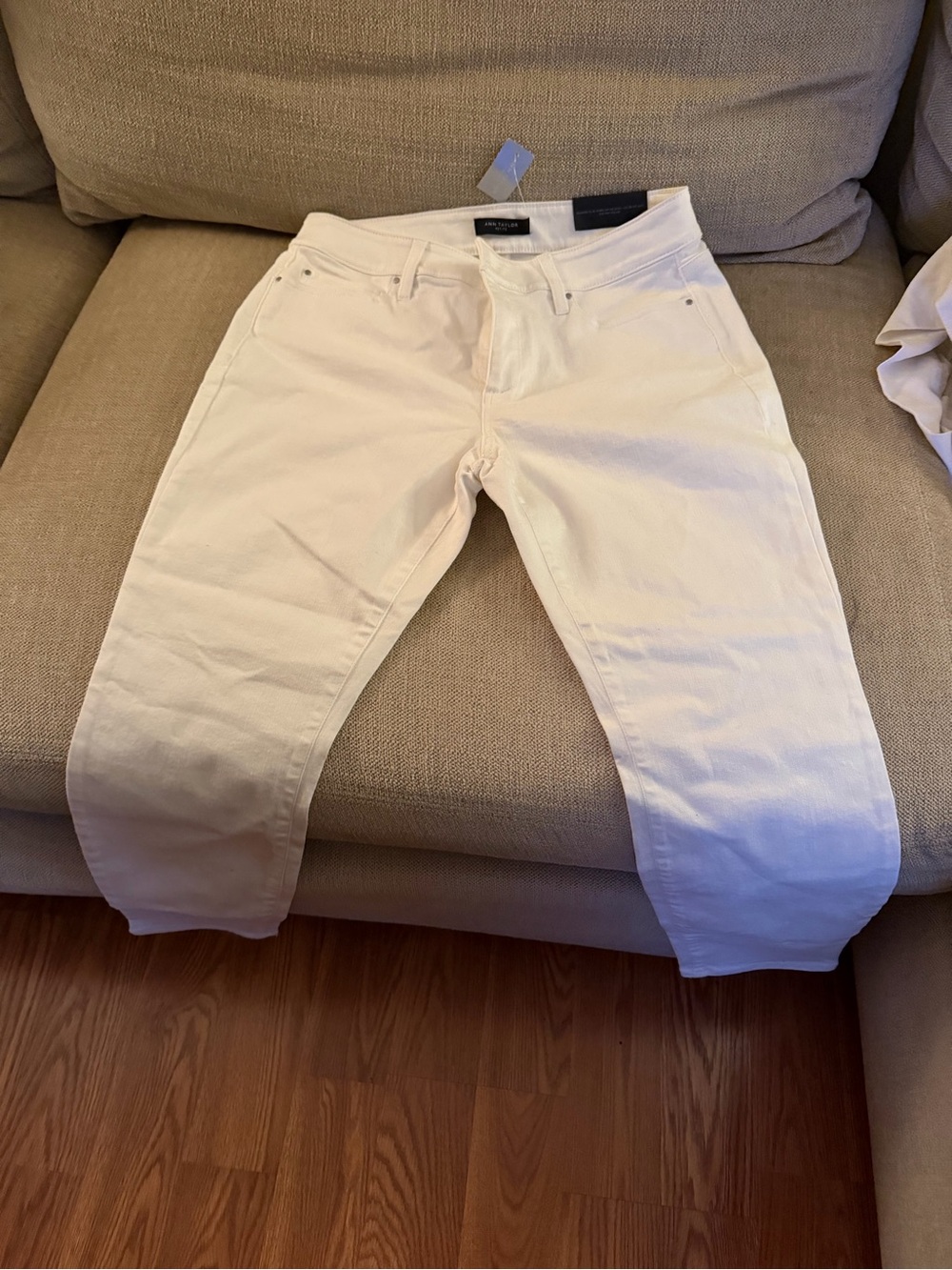 Ann Taylor Women's Skinny Jeans - White